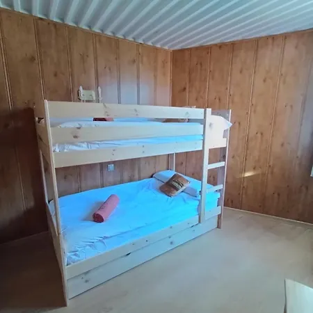 Zona Media 3 2 Banos Parking *